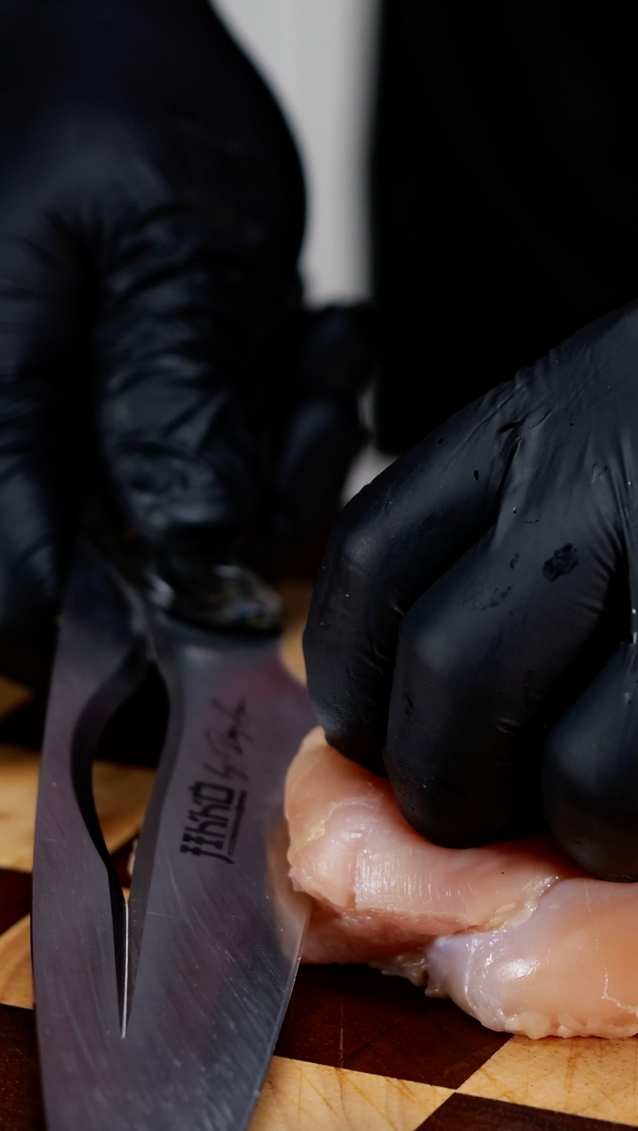 The Pearl Eye Edition – Signature Knife by JIKKO®